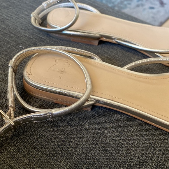 Sold - Picture 2 of 7